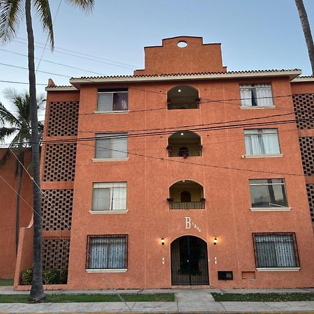 Zona Dorada: Amplio Departamento Para 12 Mazatlán Zewnętrze zdjęcie